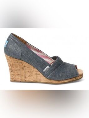 Toms Denim Blue Chambray Peep-Toe Cork Wedge  - size 7